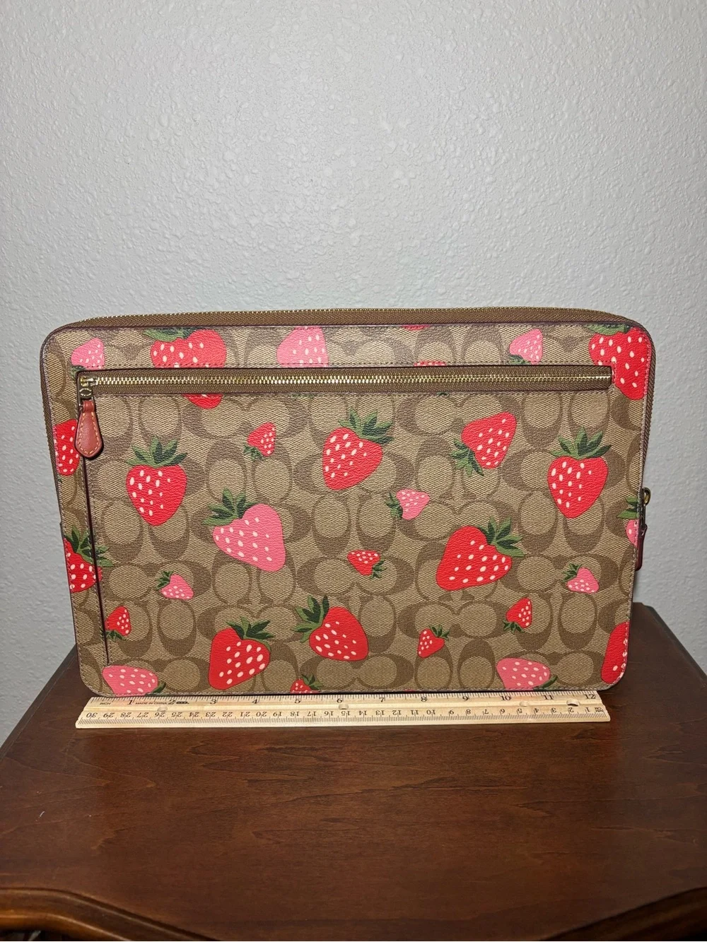 Coach Strawberry Canvas Zip Laptop Sleeve Portfolio Case 13” Style CH833